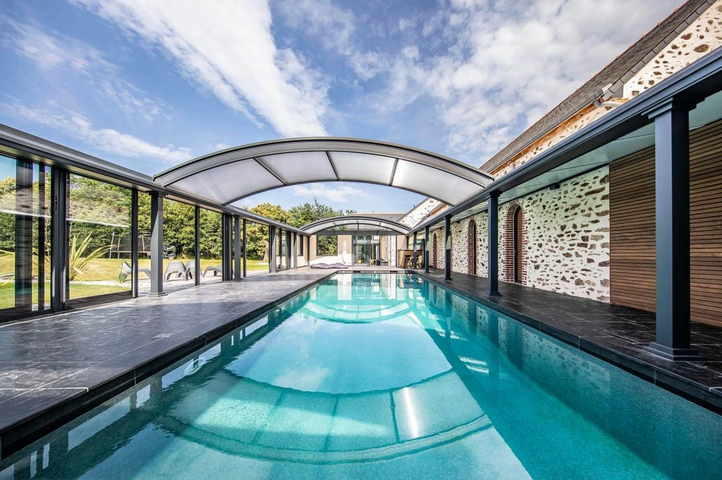 Piscine Exterieure Couverte Moderne Et Ancien Tremblais Cr ateur piscine-exterieure-couverte-moderne-et-ancien-tremblais-cr-ateur